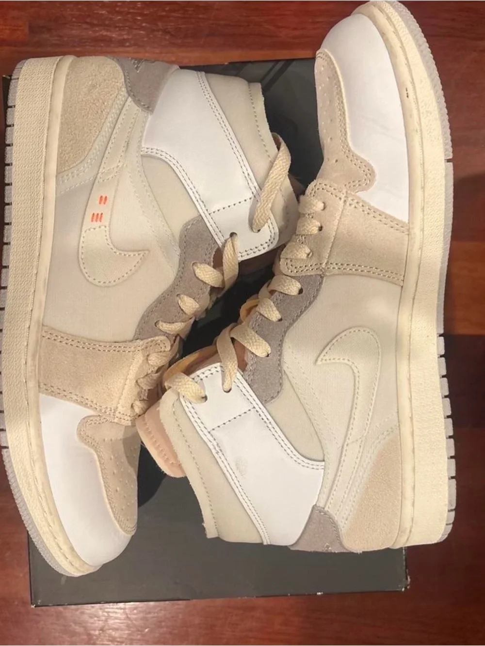 Jordan Mid Craft SE